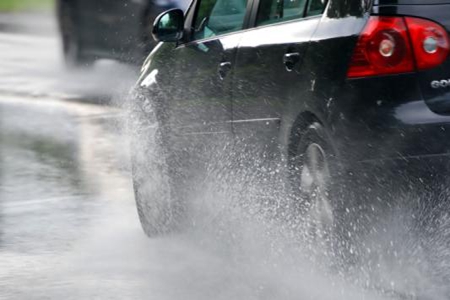 梦见下雨是什么意思 它是一种吉兆吗 图片3