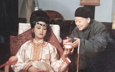 曹雪芹对阴阳五行术算命也十分精通
