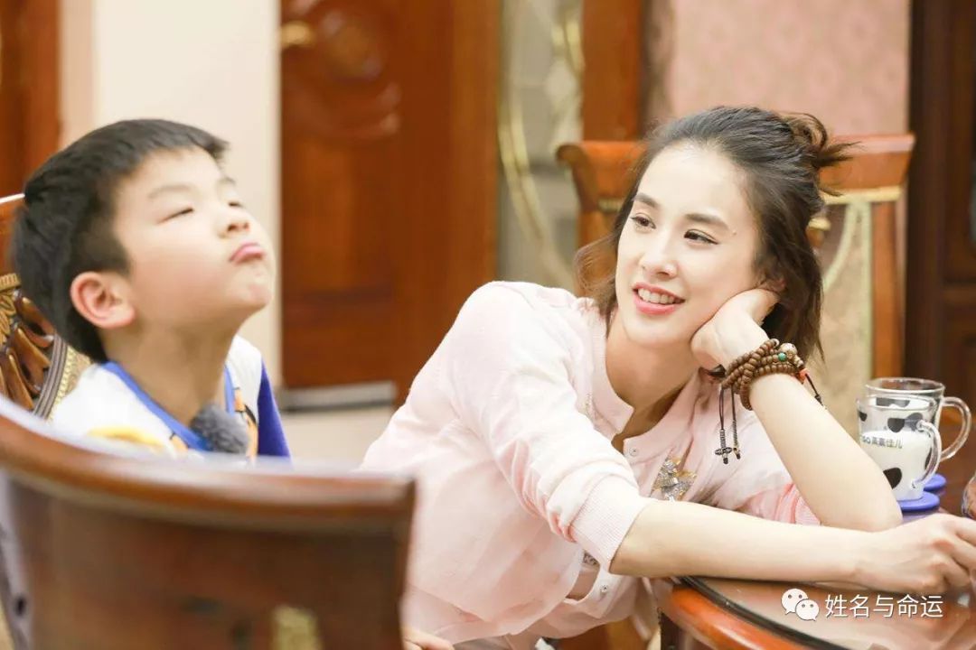 黄圣依儿子杨安迪Andy的名字，最好改个中文名字 图片9