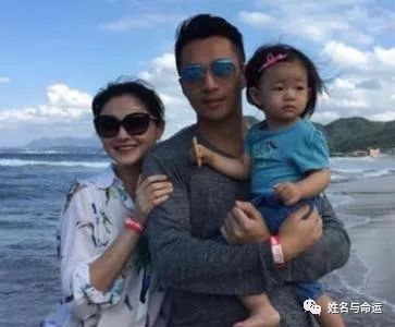 汪小菲、大S花7万元给女儿起的名字，值这个价吗？ 图片1