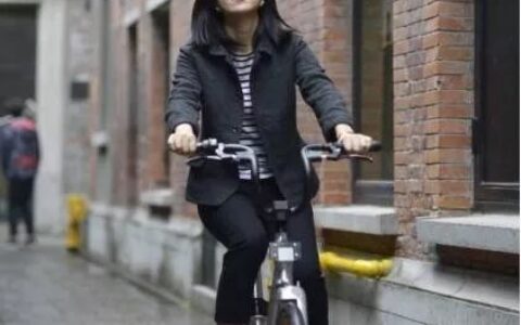 摩拜创始人胡玮炜套现15亿她的名字让我初看沮丧继而释然