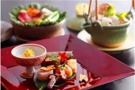 梦见吃饭是什么意思 它是一种好运的征兆吗 图片1