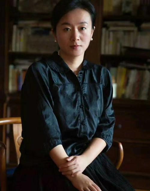 安妮宝贝改名“庆山”后，运势断崖式下跌 图片1