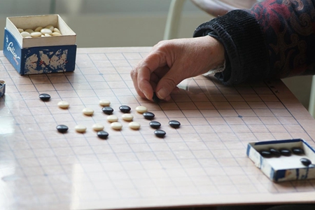 梦见下棋是什么征兆 也许会遇到和你博弈的人 图片4 梦见下棋是什么征兆 也许会遇到和你博弈的人 图片3