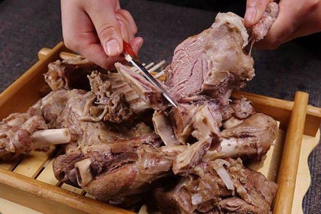 梦见羊肉是什么意思 它是一种吉兆吗 图片3