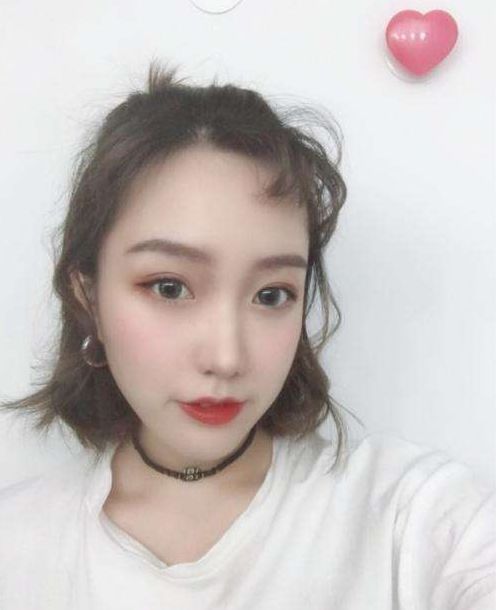 如何根据女朋友的面相选礼物送个她 图片1