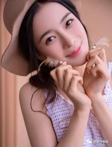 这个女明星，读我的文章后改名字了 图片7