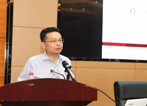 李文亮所在武汉市中心医院书记院长的面相分析 图片5