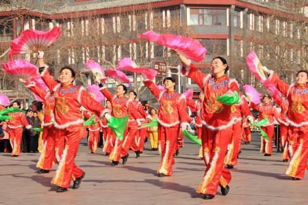 梦见扭秧歌是什么意思 它是一种吉兆吗 图片1