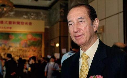 命盘，详析赌王何鸿燊八字 图片1