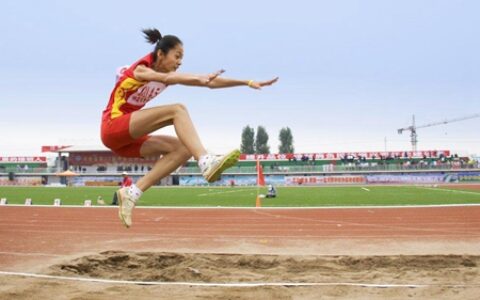 解梦梦见跳远的征兆 事业正在逐步发展
