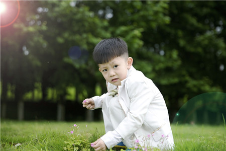 八字喜水的男宝宝起名大全 图片1