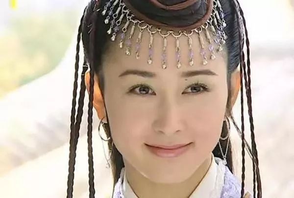 如果你脸上有这种招财痣,无论如何都别点掉 图片10 如果你脸上有这种招财痣,无论如何都别点掉 图片9