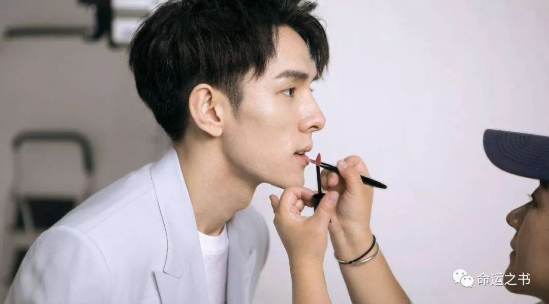 面相解读-口红一哥李佳琦究竟能红多久？ 图片5