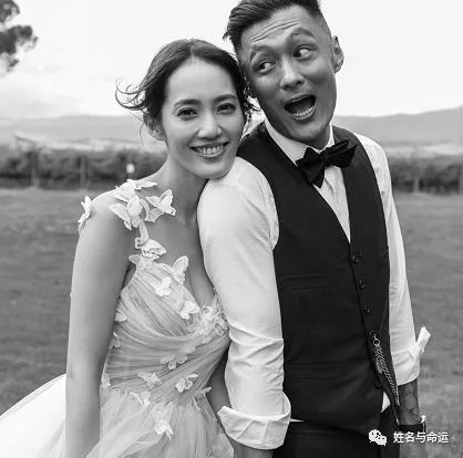 她改名字后，从“月事妹”变成了余文乐的太太 图片9
