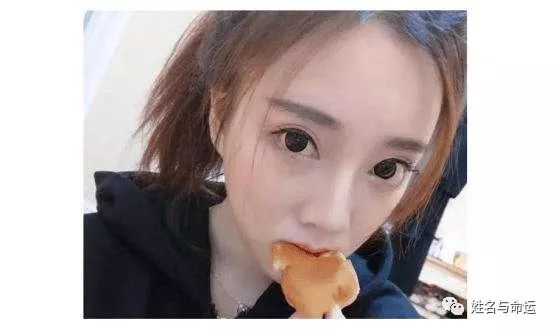 我给一个艺人改名字：冯亚男改名冯提莫后事业运上升 图片3