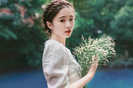 哪些星座的女生社交教养极好 这些星座性格你知道吗 图片2 哪些星座的女生社交教养极好 这些星座性格你知道吗 图片1