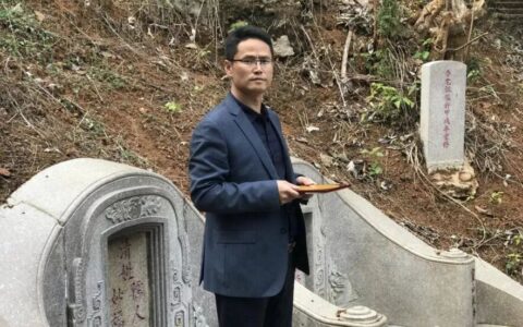 李嘉诚运势预测，2020年将会再遇风水劫