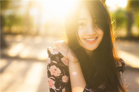 对比高颜值女，这三大生肖男更喜欢才女 图片1