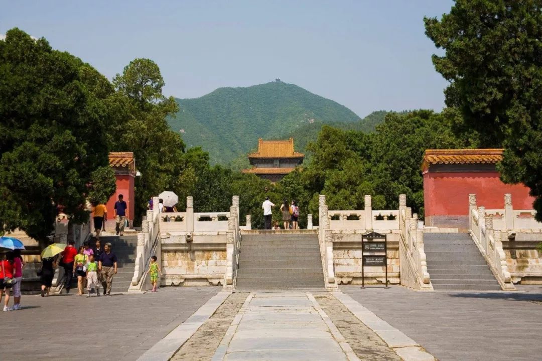 祖坟风水对后代的命运会产生什么影响? 图片16 祖坟风水对后代的命运会产生什么影响? 图片15