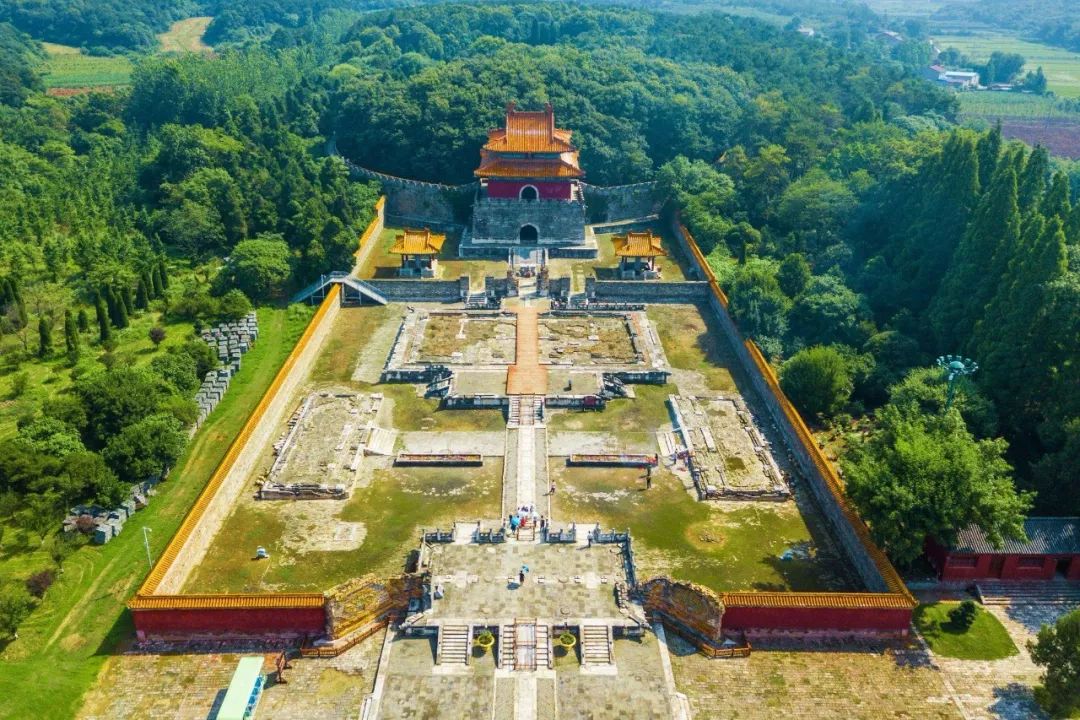 祖坟风水对后代的命运会产生什么影响? 图片18 祖坟风水对后代的命运会产生什么影响? 图片17