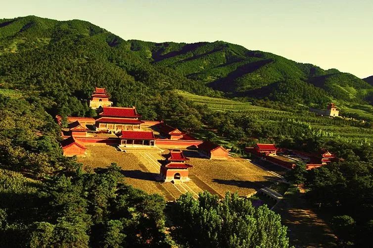 阴宅和阳宅风水哪个对人的影响力更大？ 图片7