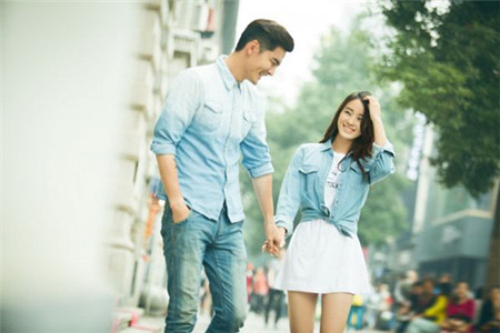 爱情与事业双赢的生肖女 图片1