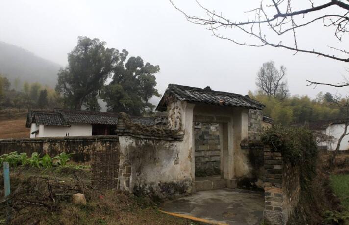 容易车祸癌症出寡妇的原来只因房屋风水不对 图片1