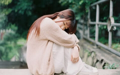 女人右脚脚底有痣是富贵命吗
