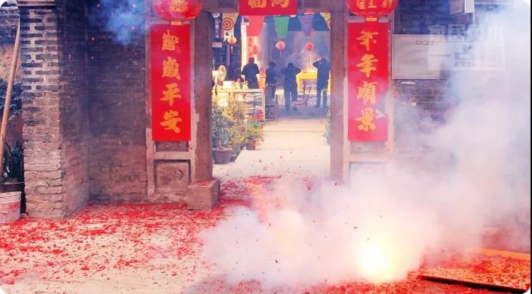 大年初四迎灶神爷，都有哪些习俗 图片3