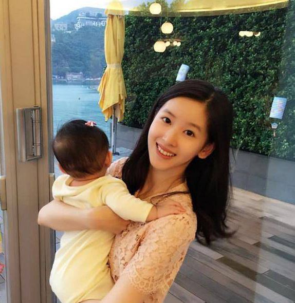 从面相看奶茶妹妹婚姻幸福的原因 图片6 从面相看奶茶妹妹婚姻幸福的原因 图片5
