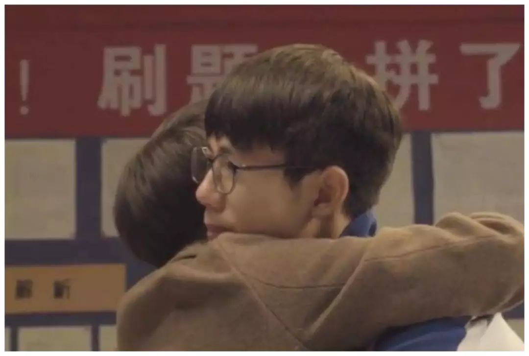男抖穷，女抖贱，抖腿真的穷三代吗？ 图片21