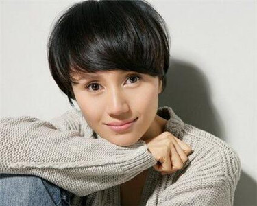外冷内热桃花不断的三大生肖女 图片2 外冷内热桃花不断的三大生肖女 图片1