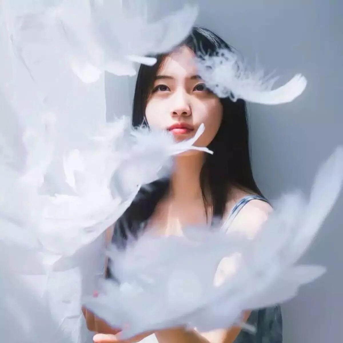 月亮星座|情路坎坷的三大星座,怪让人心疼 图片2 月亮星座|情路坎坷的三大星座,怪让人心疼 图片1