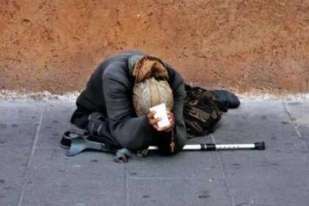 梦见乞丐是什么意思 它是好运的预兆吗 图片6 梦见乞丐是什么意思 它是好运的预兆吗 图片5