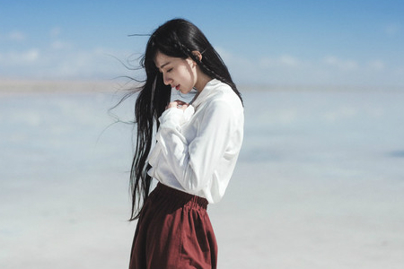 虚荣心在作祟的生肖女 图片2 虚荣心在作祟的生肖女 图片1
