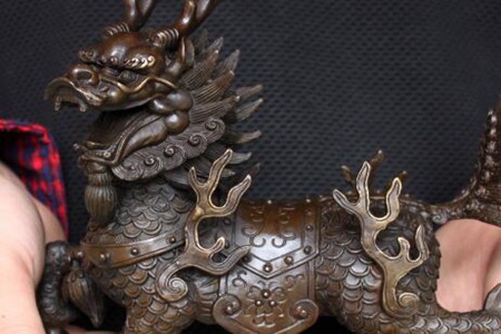 家中摆放麒麟摆件的风水作用 镇宅招财招子送子 图片15