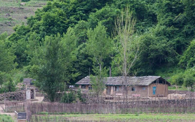 农村祖坟风水宝地的特征如何分辨祖坟风水好坏 图片1
