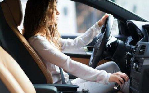 十二生肖中，哪些人国庆出门开车会特别的谨慎的