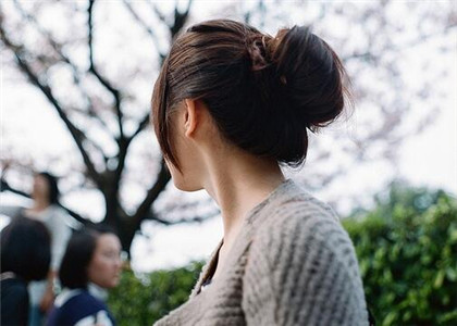 恋爱后，就很容易吃醋的生肖女 图片1