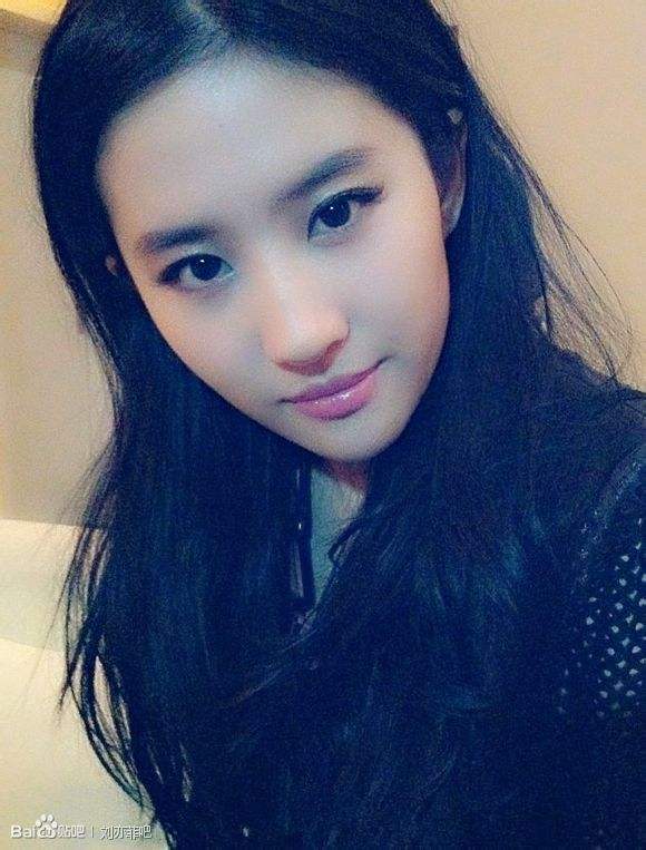 看起来不合适，其实特别配的四对星座 图片1