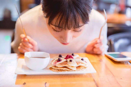 最爱吃甜食的生肖女 图片3