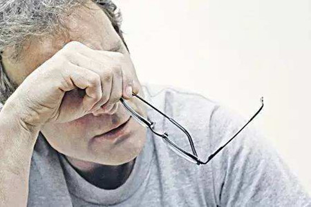 喜欢抱怨，导致事业平平的生肖男 图片3