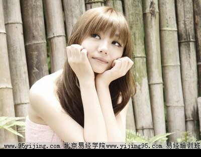 得到男人青睐的女人面相 图片4 得到男人青睐的女人面相 图片3