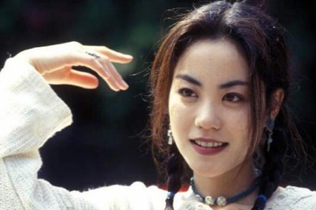 王菲的八字命理分析，她的事业与婚姻会如何？ 图片13