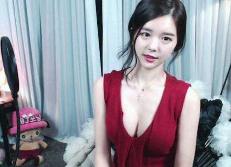 最爱看直播的三大生肖男 图片2 最爱看直播的三大生肖男 图片1