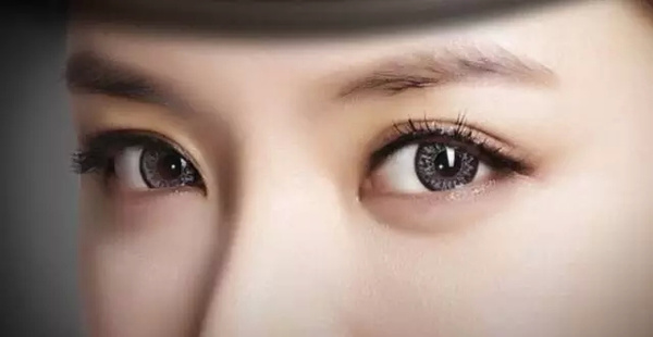 割双眼皮,你真的合适吗 图片2 割双眼皮,你真的合适吗 图片1