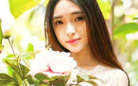 女人印堂有八字纹代表什么