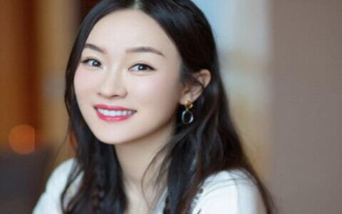 霍思燕的八字命理分析，霍思燕事业与婚姻会如何？