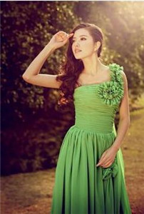 各生肖穿什么颜色衣服会运势大旺 图片7